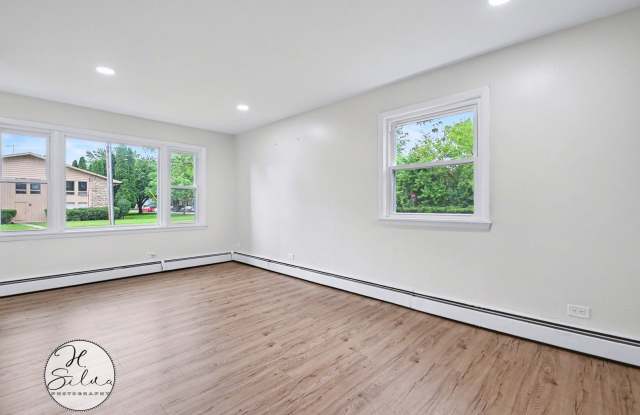 10 Arrowhead Drive Gallery 3