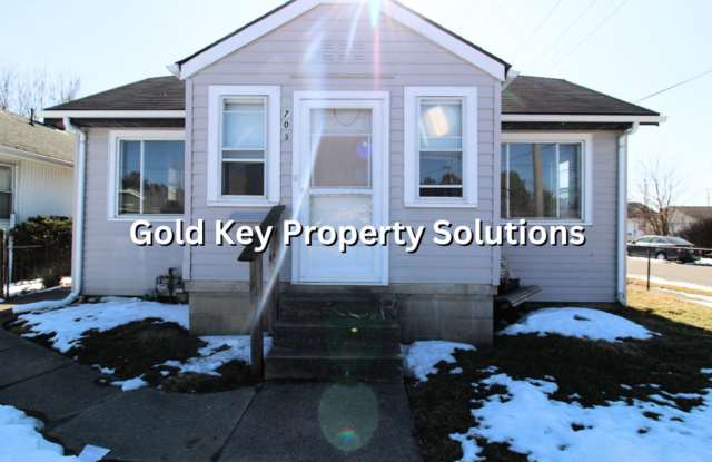 Nice 2 BR 1 BA House with Central Air and Garage (SECTION 8 APPROVED) photos photos