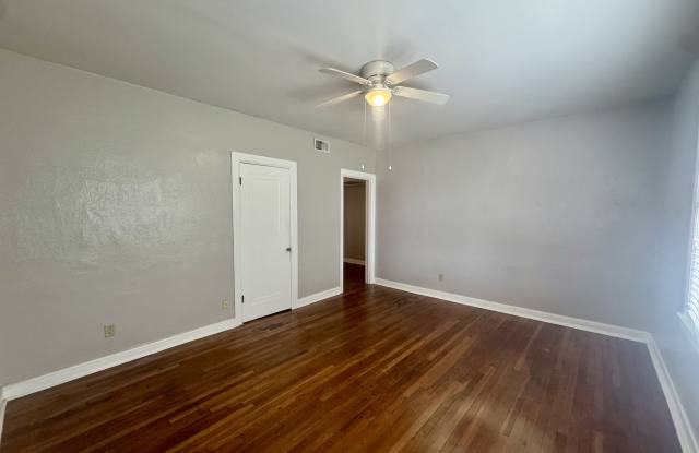 2504 Park Street #6 photos photos