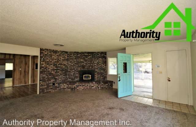 9553 Deschutes Road Gallery 3