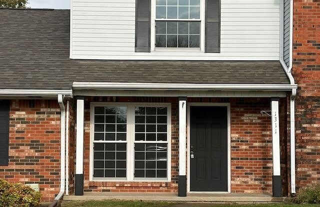 1311 Heritage Ct Gallery 1