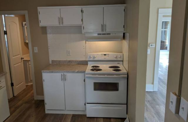 3 Bed 1 Bath Single Family Home in Antigo photos photos
