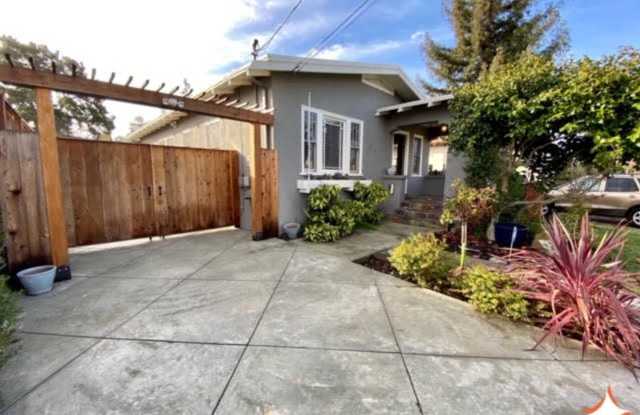 847 Alice St - 2 bedroom | 1 bath | Single family home photos photos