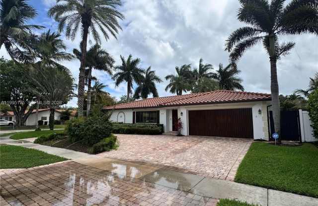 970 NW 10th St photos photos