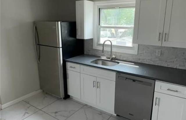 14 Jean Drive - 14 Jean Drive, North Babylon, NY 11703