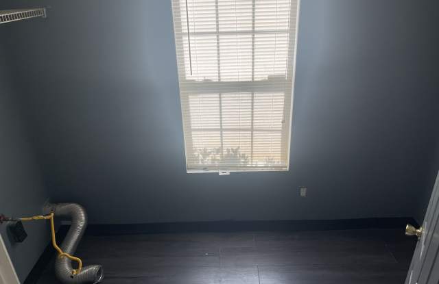 4810 Jasmine Way Gallery 2