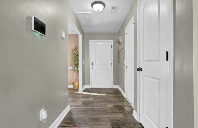 245 Breakwater Drive - Sneads Ferry - Community Pool Gallery 4