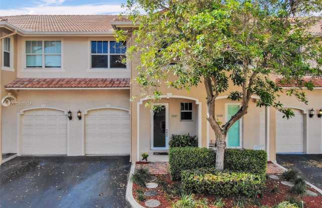 1337 SE 3rd Ave - 1337 Southeast 3rd Avenue, Pompano Beach, FL 33060
