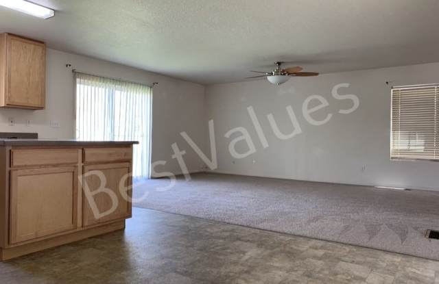 20533 Randolph Pl Gallery 4