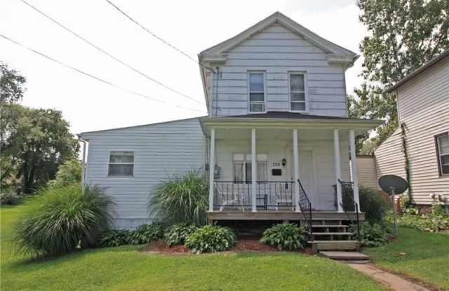 219 Ohio Street - 219 Ohio Street, Connellsville, PA 15425