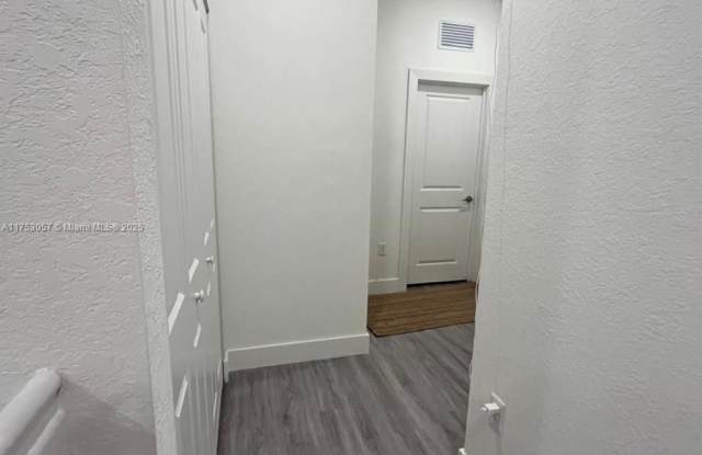 20464 NW 6th Pl # 0 Gallery 3