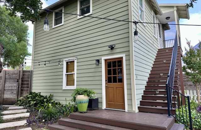 2402 W 8th St photos photos
