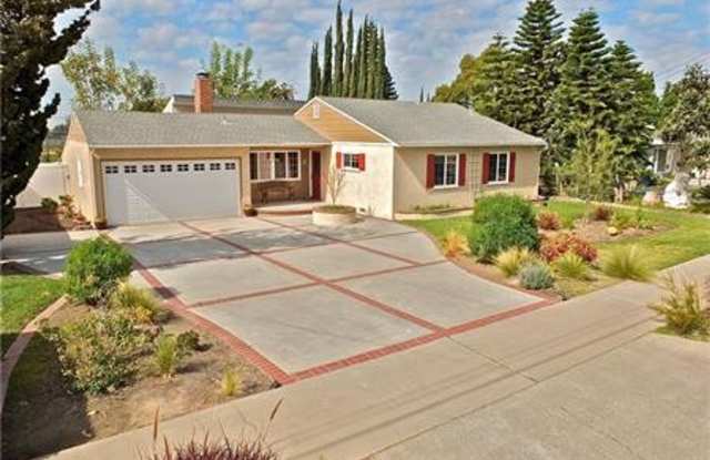 680 N Cambridge St/ photos photos