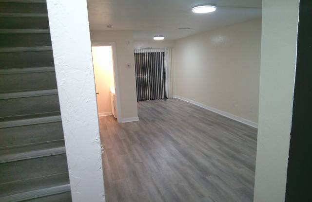 618 SW 68th Terrace photos photos