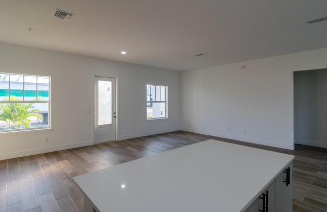 10625 Ayear Road Gallery 2