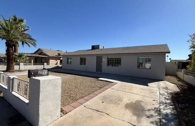 5941 W Cypress St Gallery 1
