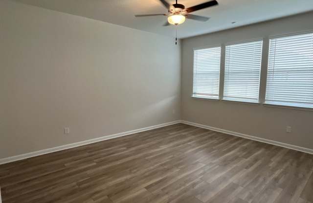 8234 Sunrise Glen Gallery 4