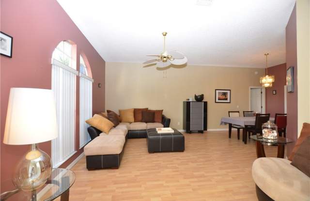 155 Midvale Terrace Gallery 2