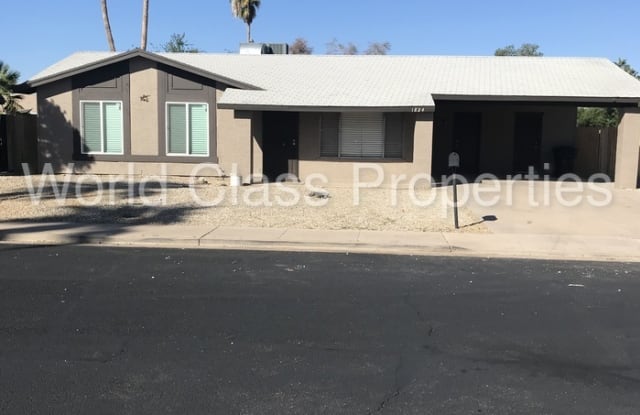1824 West Portobello Avenue - 1824 West Portobello Avenue, Mesa, AZ 85202