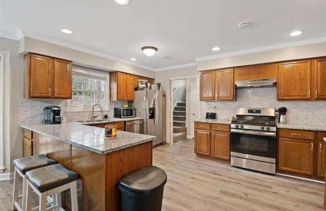 6175 Pin Oak Lane - 6175 Pin Oak Lane, Alpharetta, GA 30005