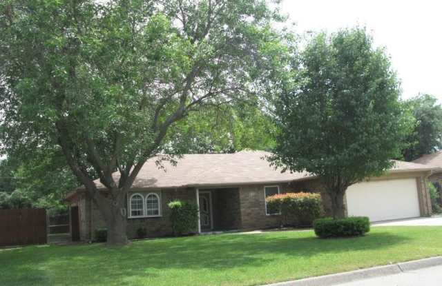 218 Meadowbrook Lane - 218 Meadowbrook Lane, Keller, TX 76248