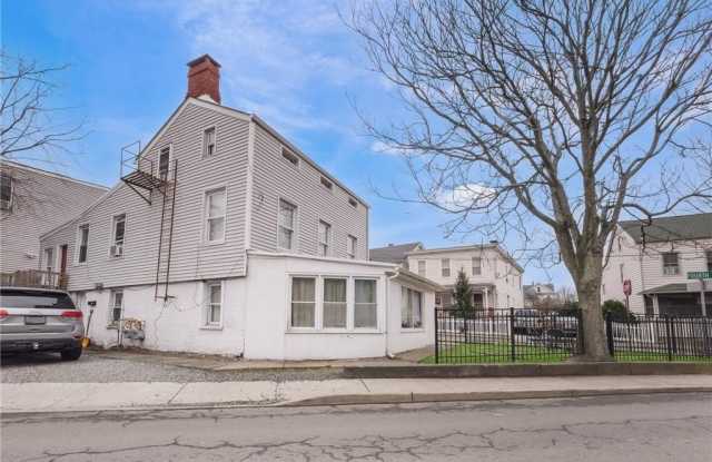 32 Fourth Street photos photos