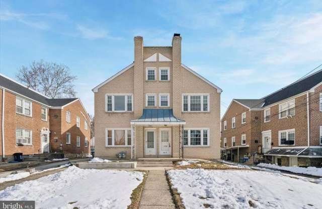 811 BURMONT ROAD photos photos