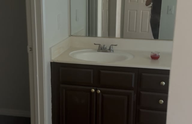 5032 Cantlewood Drive Gallery 3