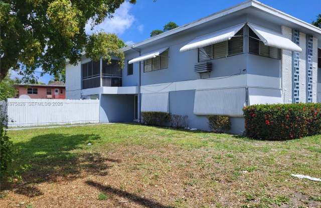 2201 NE 172nd St photos photos