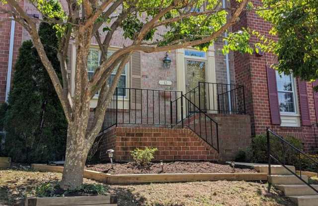 Delightful 4BR TH in highly desired Chapel Hill community of Lutherville Timonium photos photos