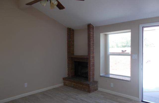 3009 RED SAILS Drive Gallery 4
