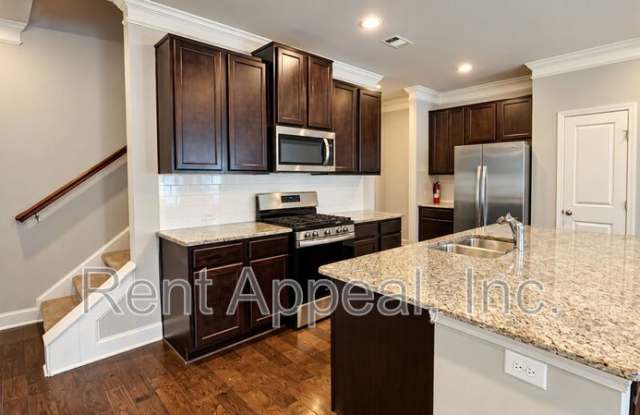 2590 Norwich Trace Gallery 2