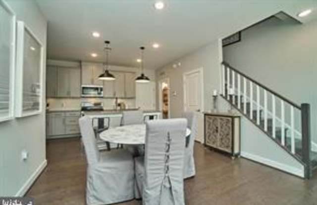 13378 ARROWBROOK CENTRE DRIVE Gallery 3