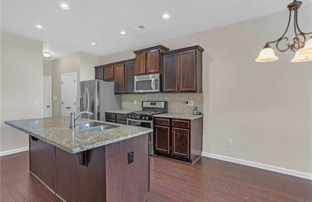 568 Garden View Court Gallery 2
