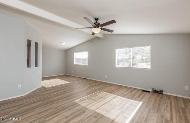 7869 S 170TH Place Gallery 4