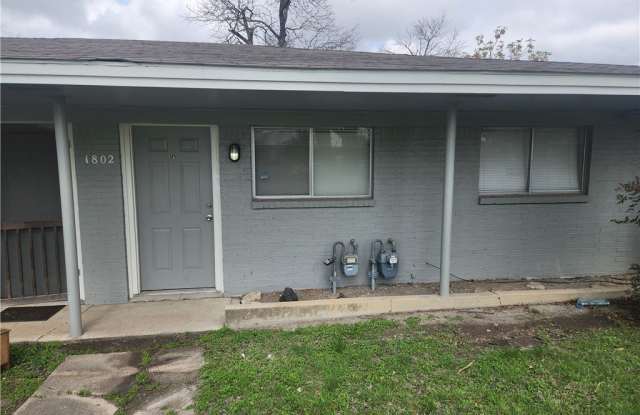 1802 W Avenue H photos photos