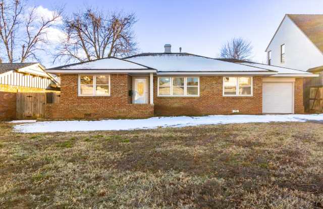 Beautiful Home Near Nichols Hills FOR RENT photos photos