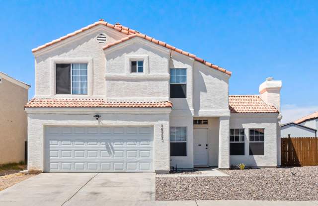Stunning 3-bedroom Home with Huge Backyard in North Las Vegas Gallery 1