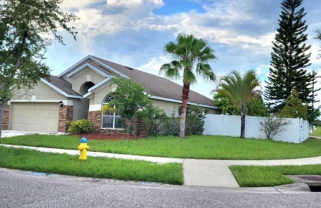 812 Barclay Wood Drive Gallery 2