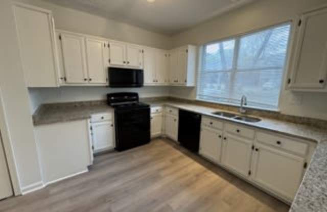738 Walnut Woods Cove North Gallery 3