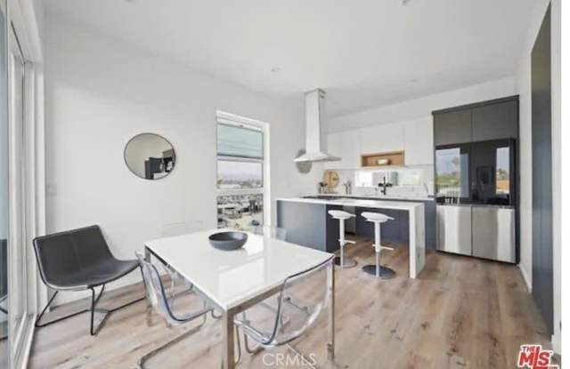 4537 W 16th photos photos