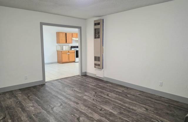 912 S Avenue B Gallery 4