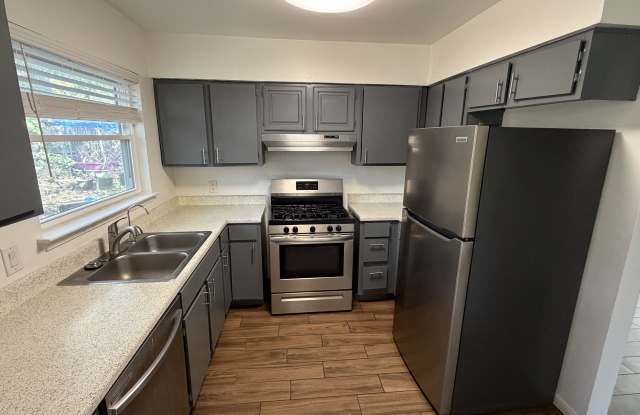 6208 Mountain Shadows Drive A Gallery 3