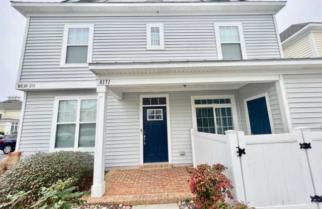 3BD/2.5BA End Unit Condo in Harbor Walk! Blocks to Chesapeake Bay! photos photos