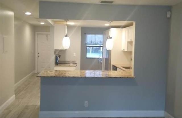 5985 Forest Hill Boulevard unit: 205 Gallery 4