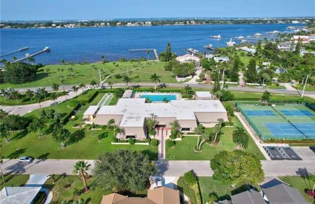 1800 SE Saint Lucie Boulevard unit: 1-306 photos photos