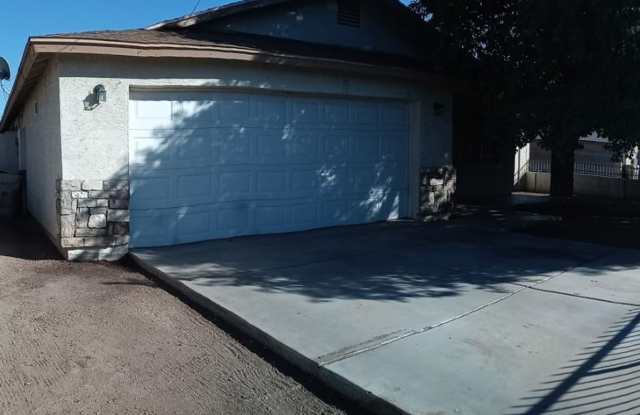 3 Bed 2 Bath in Glendale photos photos 3 Bed 2 Bath in Glendale photos photos