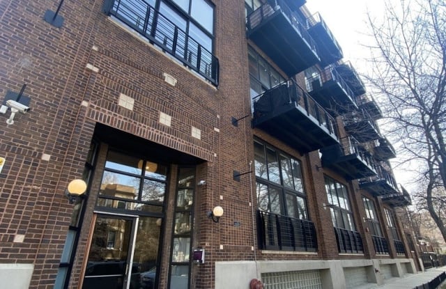 1935 N Fairfield Avenue - 1935 North Fairfield Avenue, Chicago, IL 60647