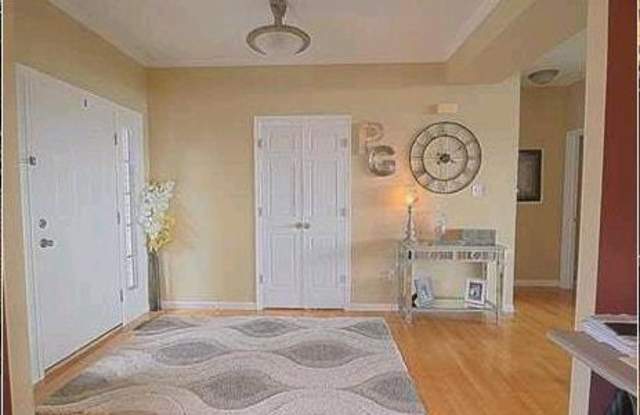 1746 Carman Ridge Gallery 3