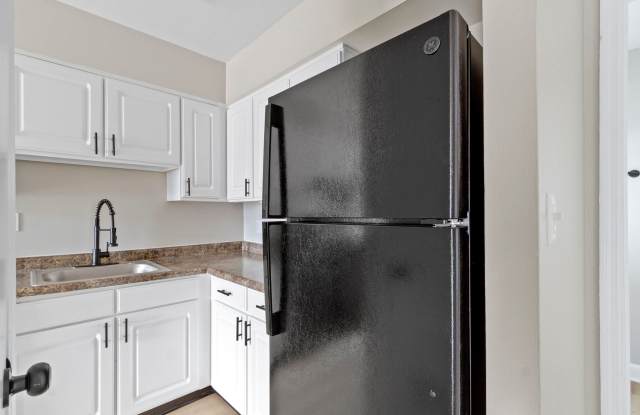 The Prairies Apartment Homes Gallery 3